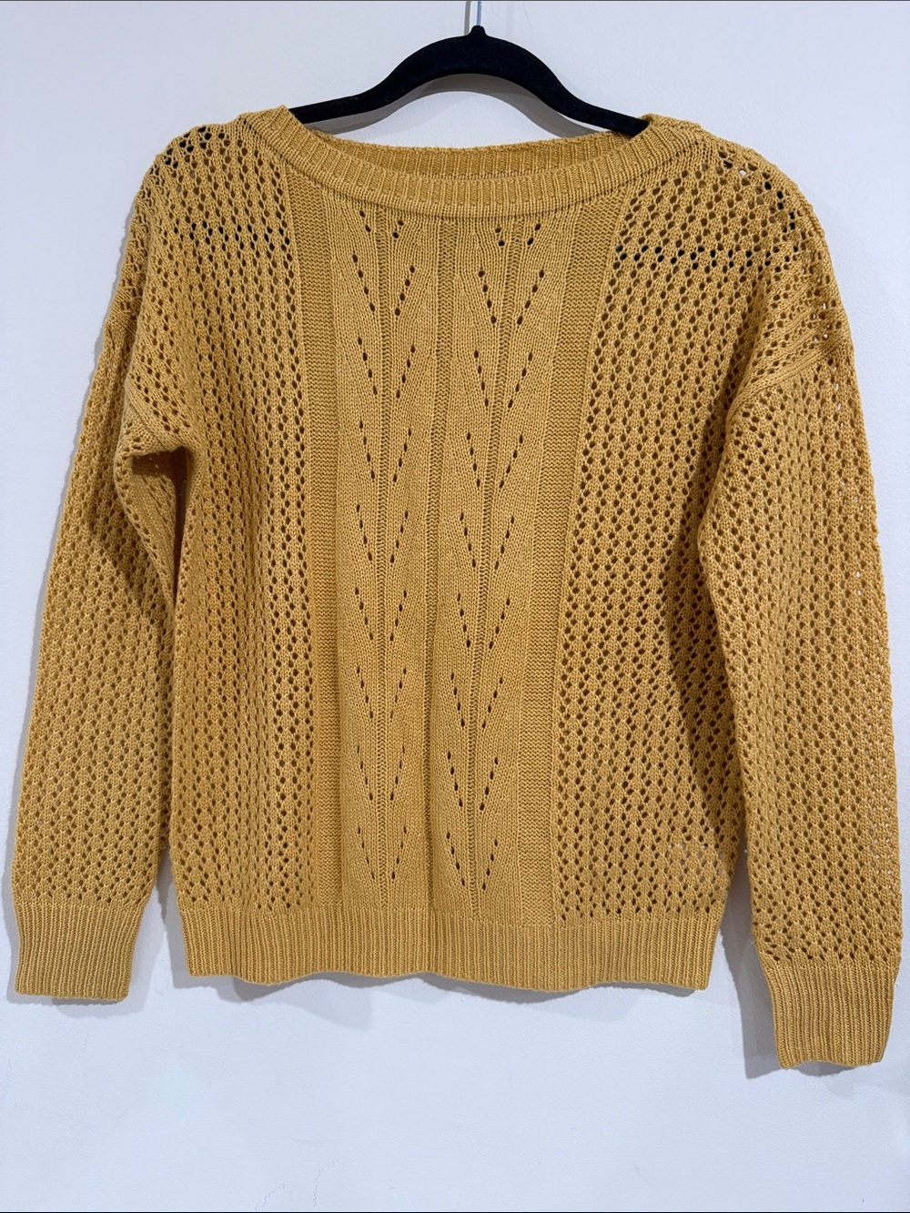 Women’s Mustard Open-Knit Sweater Size Small